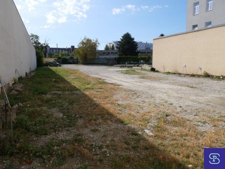Geiselbergstraße: 1.440m² Grundstück als Park- oder Lagerfläche!