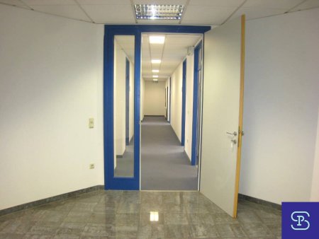 Moderne 581m² Büroeinheit im Gewerbepark Inzersdorf - 1230 Wien