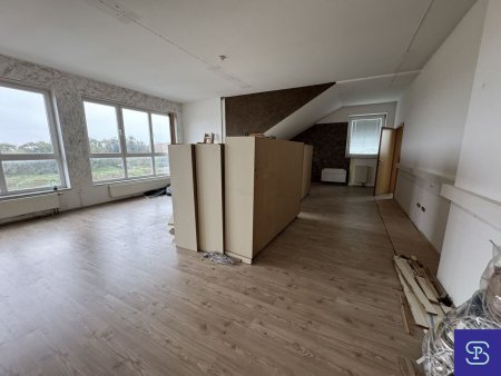 Preiswerte 72m² Büroeinheit mit Hauszentralheizung Nähe Rautenweg - 1220 Wien