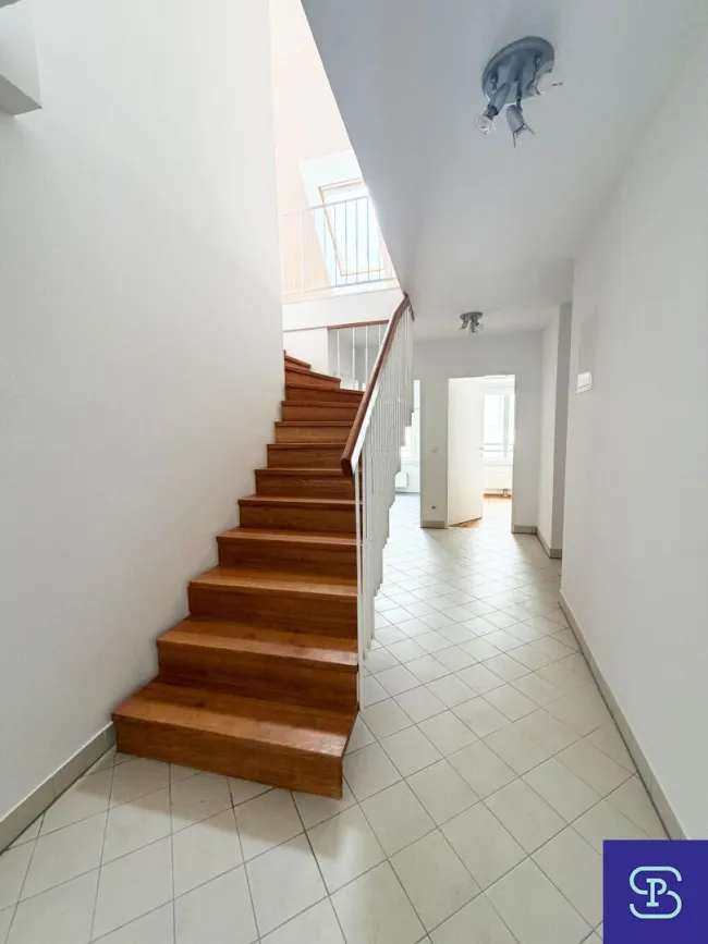 unterer Bereich, Treppe