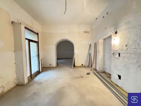 Rohbau: 77m² Büro- oder Geschäftslokal Nähe Taborstraße - 1020 Wien
