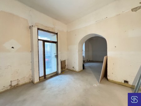 Rohbau: 77m² Büro- oder Geschäftslokal Nähe Taborstraße - 1020 Wien
