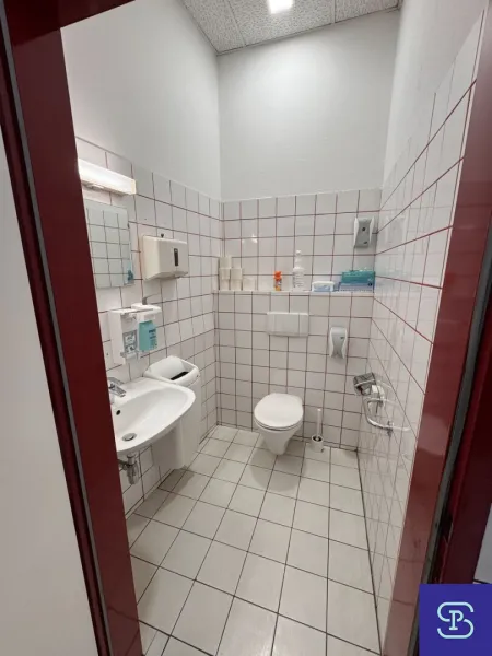 WC 1 EG