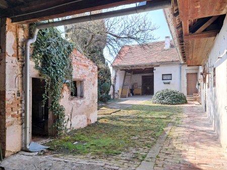 Preiswertes Bauernhaus in Patzmannsdorf – ideal für Selbstverwirklicher!