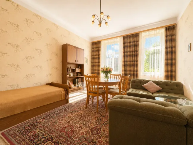 Schlafzimmer 1