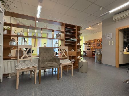 Renditeobjekt in Zistersdorf: 4 Zimmer, Terrasse, Garage, 90m² Wohnfläche & 100m² Geschäftslokal