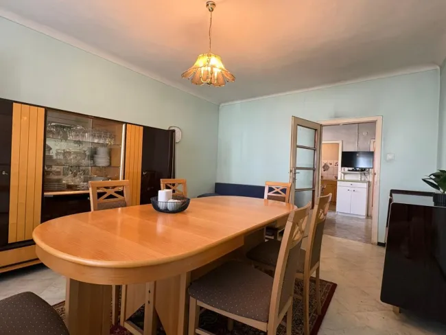 Esszimmer groß