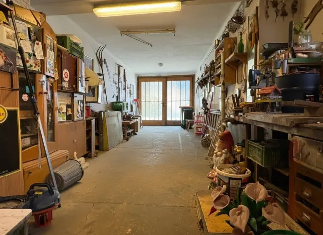 Garage (2 Autos)