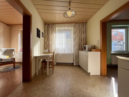 Leistbares Haus mit eigenem Weinkeller – ideal für Wien-Pendler