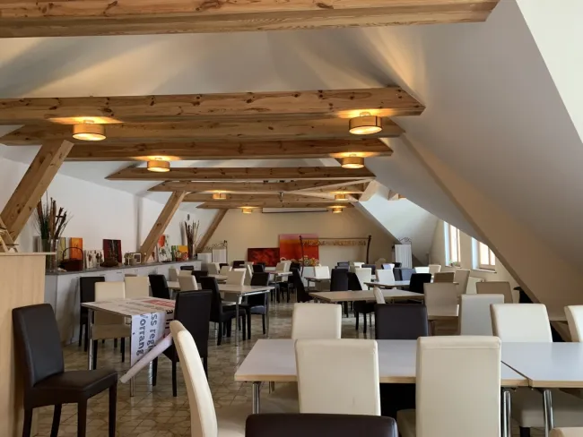 Traumhaftes Restaurant in Falkenstein – Vollsaniert mit Terrasse und Top-Ausstattung! - Titelbild