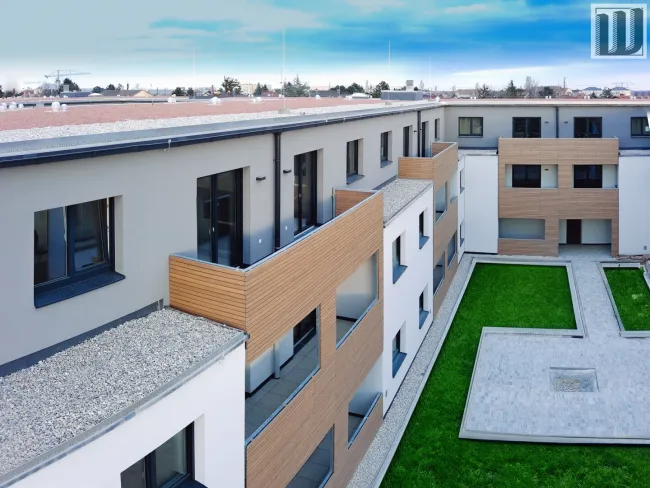 Neuwertige 2-Zi Wohnung mit Loggia, Garage & Fußbodenheizung in Wiener Neustadt! - Bild