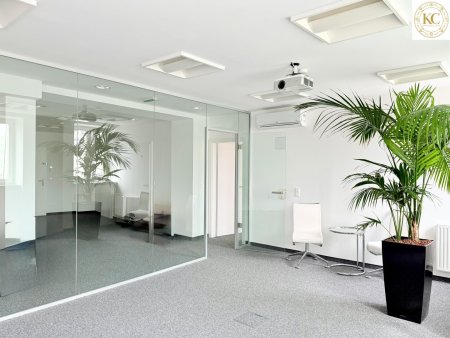 Top-Büro in Bestlage – repräsentativ, barrierefrei & sofort bezugsbereit