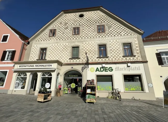 Vorderansicht - ADEG