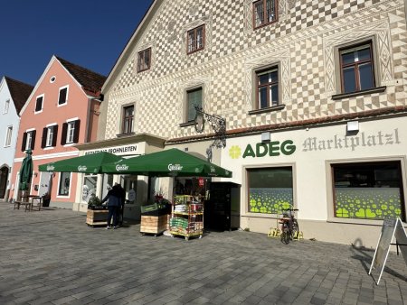 Vorderansicht - ADEG