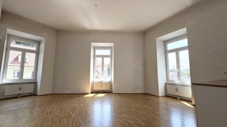LICHTDURCHFLUTETE 3-ZIMMER-WOHNUNG | IHR NEUES ZUHAUSE I ROTO IMMOBILIEN