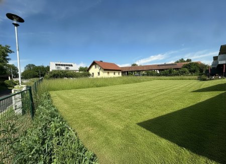 Grundstück