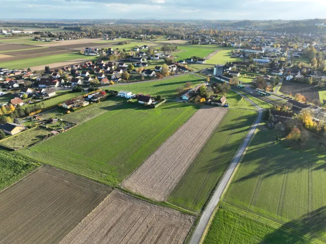 Grundstück