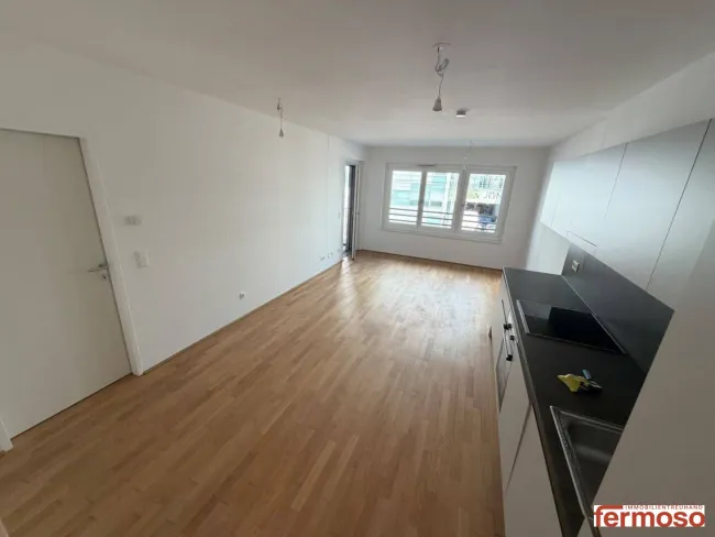 Moderne 2-Zimmer-Wohnung mit Loggia & U-Bahn-Nähe in 1210 Wien um 1.149 €! - Titelbild