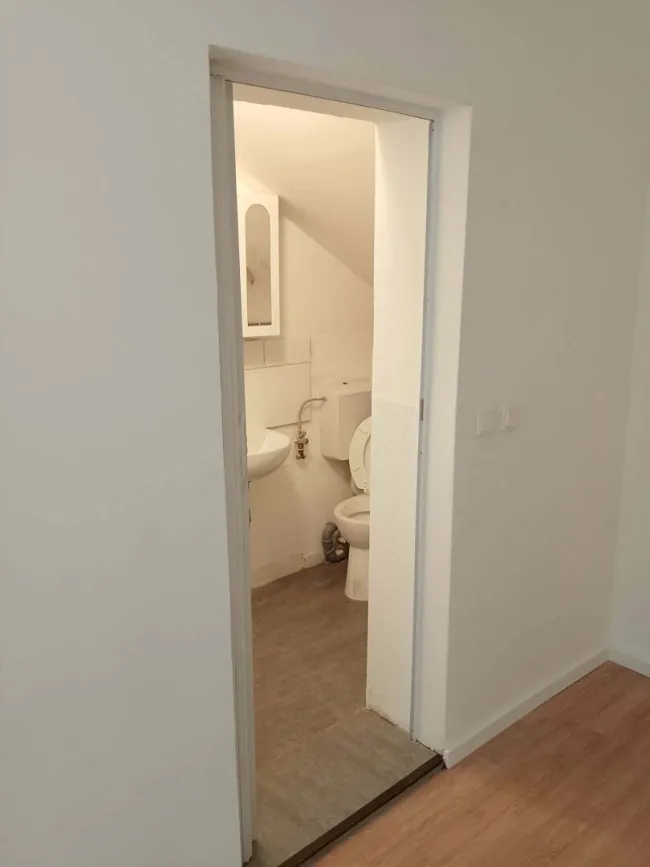 Garconniere / Einzimmerwohnung: perfekte Starterwohnung, Arbeiterquartier oder Anlageinvestment - Bild