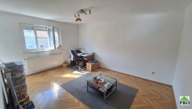 Vollrenovierte sonnige Dachgeschoßwohnung. Potential zur Erweiterung des Rohdachbodens/Nähe Donaukanal und Augarten - Bild