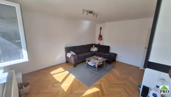 Vollrenovierte sonnige Dachgeschoßwohnung. Potential zur Erweiterung des Rohdachbodens/Nähe Donaukanal und Augarten - Bild