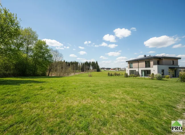 Verwirklichen Sie Ihren Villentraum auf einem 12.666m2 großen Grundstück (davon 3.400m2 zukünftiges Bauland) in guter sonniger und ruhigen Lage in der Burgstadt Heidenreichstein (Waldviertel) - Bild