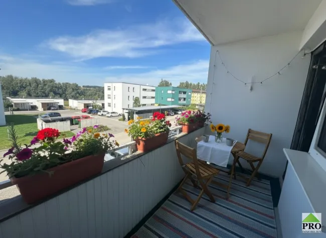 Schärding-Innviertel! Schöne, helle Eigentumswohnung in ruhiger Lage mit Loggia zu verkaufen! - Titelbild