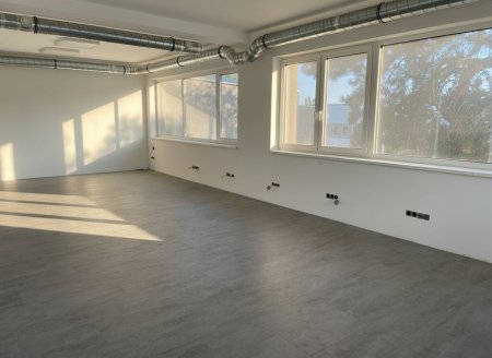 Gewerbegebiet Kagran, Nähe Citygate - 90m² Büro für nur 1080€!