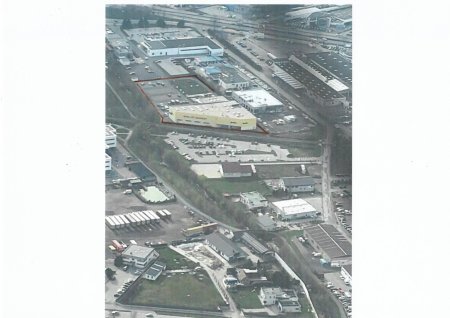 8808m² Betriebsbauland mit Betriebsobjekt und unverbautem Baugrundstück, viele Stellplätze im Gewerbegebiet Eisenstadt
