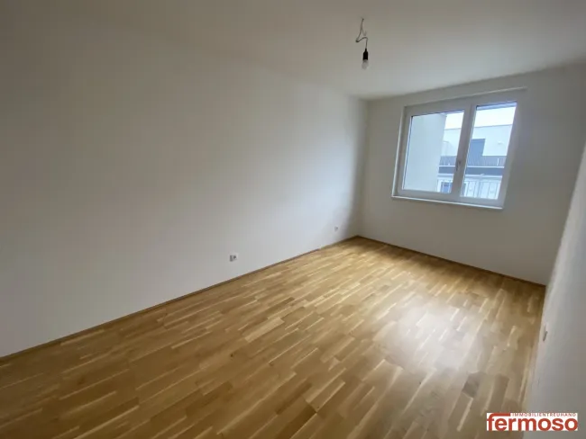 Moderne 2 Zimmer Wohnung mit atemberaubender Terrasse - Bild