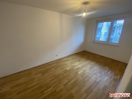 Moderne 2-Zimmer-Wohnung mit großzügigem Balkon im 10. Bezirk