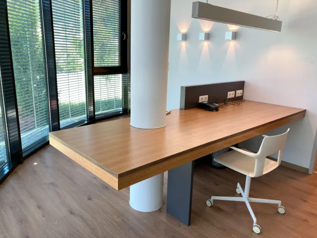 Voll möbliertes Büro im Raumschiff Schwaz - Bild