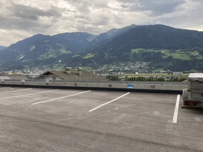 Garagenparkplatz in Vomp - jetzt Eigentum schaffen – Kauf statt Miete! - Titelbild