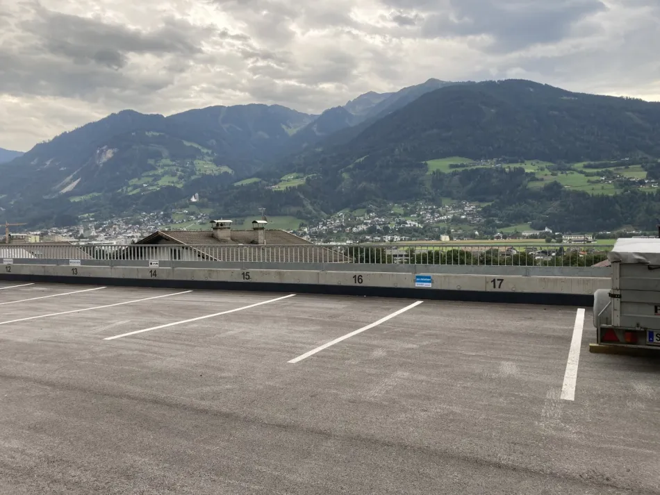 Garagenparkplatz in Vomp - jetzt Eigentum schaffen – Kauf statt Miete! - Titelbild