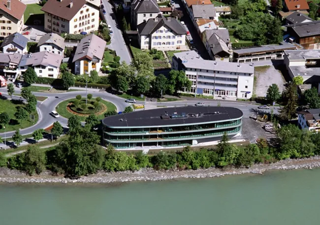 Rendite stabil und sicher: 94 m² Gewerbefläche, sehr gut vermietet - Titelbild