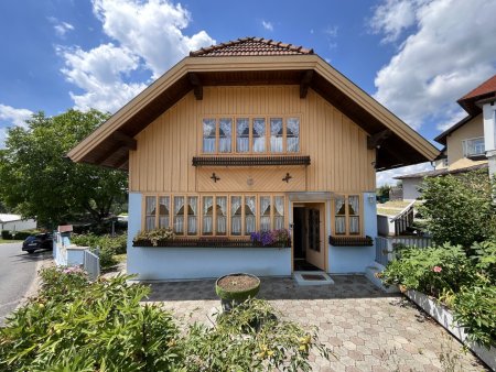 Preis–Hit! Gepflegtes Landhaus mit Charme liebevoll gepflegtem Garten & Gartenhäuschen Puchkirchen am Trattberg