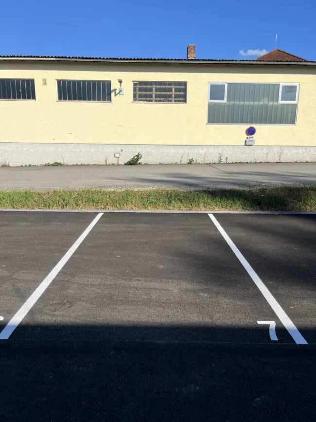 KFZ-Stellplatz