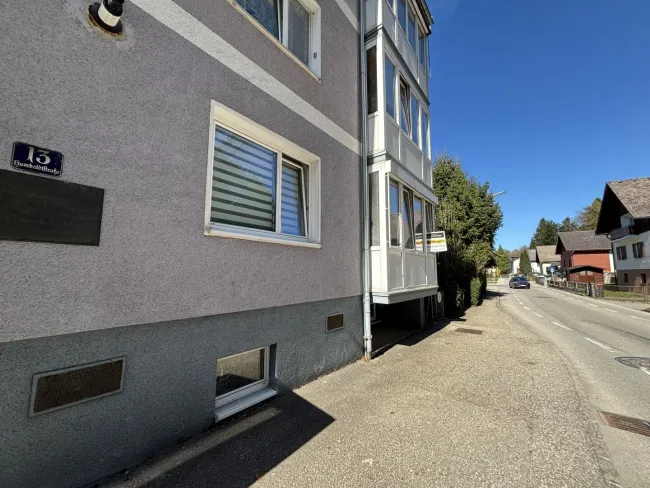 NEUER PREIS! Für Anleger oder Eigennutzer Charmante 4-Zimmer Wohnung mit 2 verglasten Loggien Humboldstraße in Attnang-Puchheim - Titelbild
