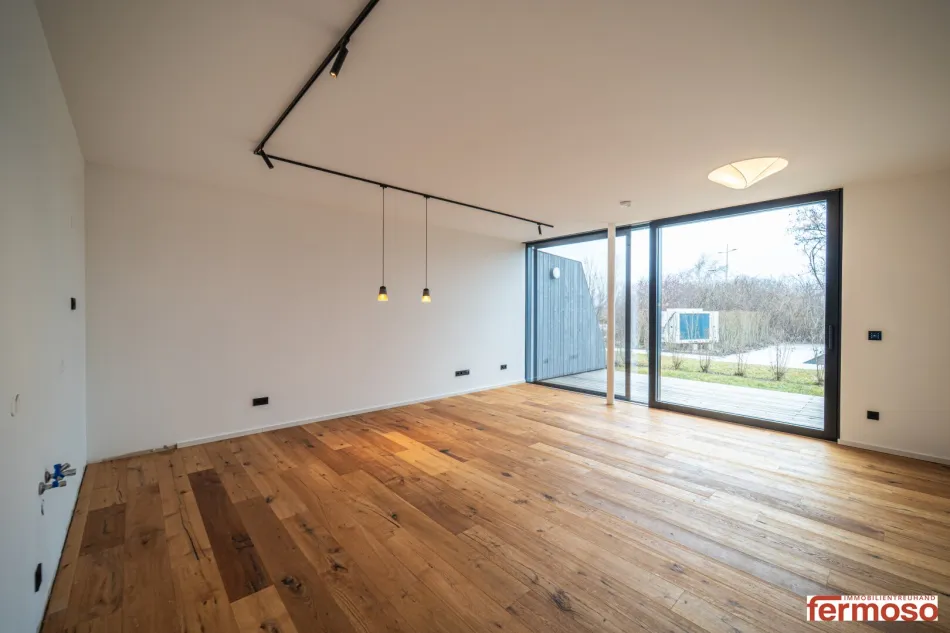 m Segelhafen West: 2-Zimmer-Wohnung mit Garten und Wasserblick | provisionsfrei - Titelbild