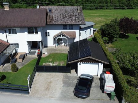 Exklusive Gartenwohnung mit Hauscharakter 175 m² WNFL auf zwei Ebenen, PV-Anlage großzügiger Außenfläche & Garage in Wankham / Regau
