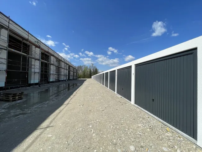 Einzelgaragen zu verkaufen im Garagenpark Rüstorf / Schwanenstadt - Titelbild
