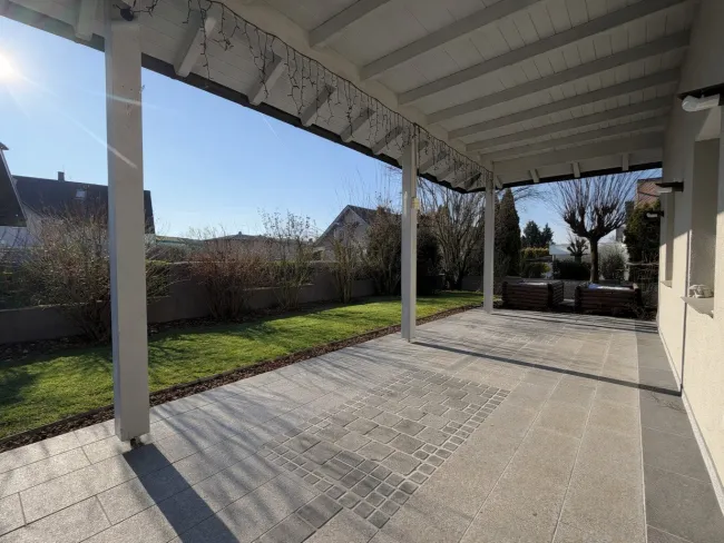 Überdachte Terrasse