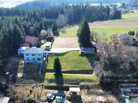 XL-Baugrundstück zum kleinen Preis, kein Bauzwang, voll aufgeschlossen in traumhafter Ruhelage in Puchkirchen am Trattberg