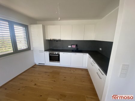 Aktionspreis! Charmante 3-Zimmer-Wohnung mit Balkon, Küche & Stellplatz – ab sofort verfügbar