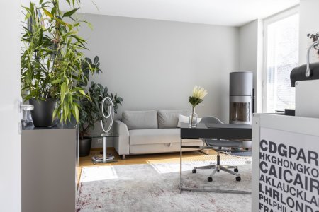 Großzügige DG Wohnung mit zwei Balkonen & Blick ins Grüne