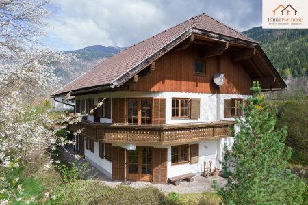 Charmantes Landhaus mit Alpenblick, 2.400 m² Bauland & Ausbaupotenzial