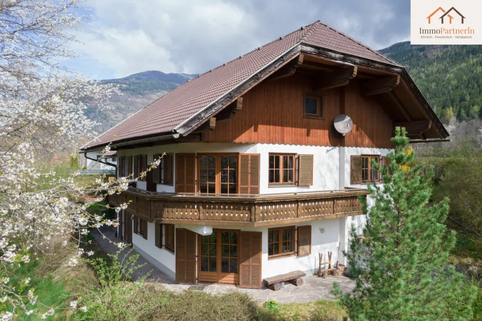 Charmantes Landhaus mit Alpenblick, 2.400 m² Bauland & Ausbaupotenzial - Titelbild