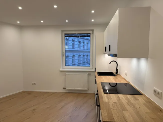 WG-taugliche Wohnung mit 2 Schlafzimmern und zusätzlicher Wohnküche - Bild