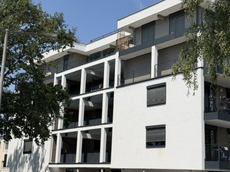 Neuwertiges Penthouse mit großer Terrasse & Garage in Ebelsberg!