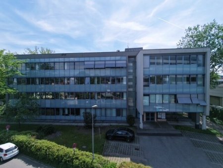 Moderne Büro- oder Praxisfläche in Linz – Top Lage, neuwertig & perfekt ausgestattet!